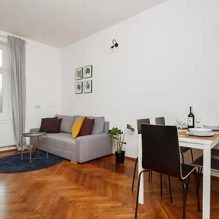 2 Bedroom - Old Town - Zwierzyniecka 8 Street *