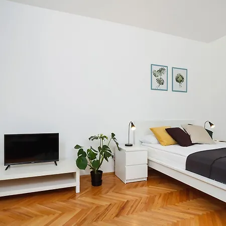 Magnolia Apartment - 2Br For 8 - Old Town Apartmán Krakov